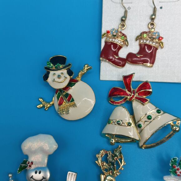 Vintage LOT: JEWELRY Snowman Bell Reindeer Brooches Earrings XMAS is Coming! - Picture 4 of 9
